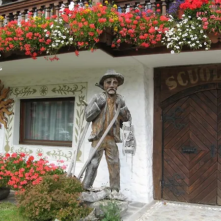 Apartment Bruno Piller Hoffer *